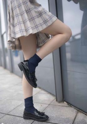 哥哥的老婆在线播放_4K天堂在线