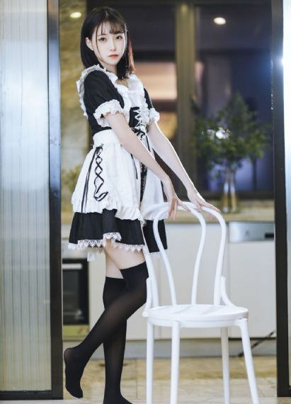 美女不穿衣服视频网站_免费观看