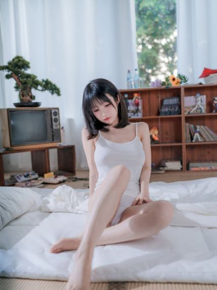 邪恶女干部1一3集_BD免费播放