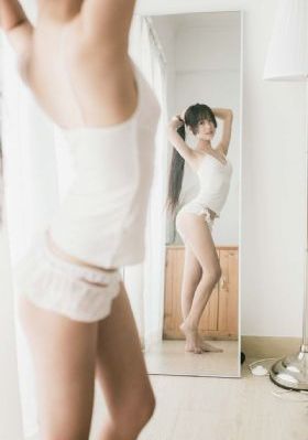 他在逆光中告白 电视剧_1080P免费播放