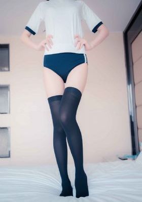 唐朝tv十八岁在线观看高清免费_剧情片高清在线观看