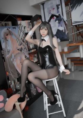 《家庭主妇的经销商》电影_高清电影