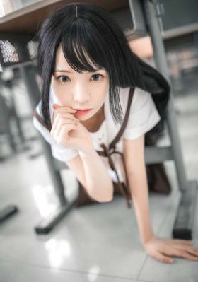 惹火少女劳拉在线观看_高清电影在线观看